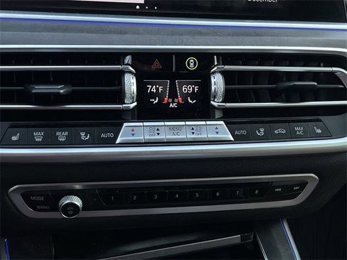 Used 2021 BMW X5 sDrive40i w/ M Sport Package image 21