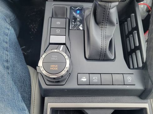 New 2026 Toyota Tacoma Limited AWD/4WD image 29