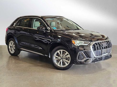 New 2025 Audi Q3 2.0T Premium Plus image 1