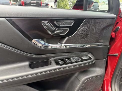 Used 2026 Lincoln Corsair Grand Touring AWD/4WD image 16