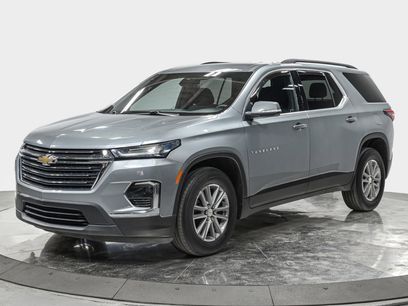 Used 2023 Chevrolet Traverse LT