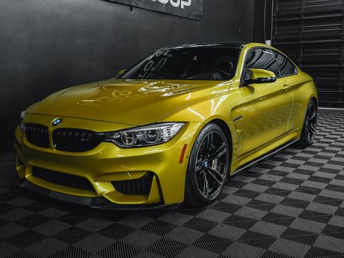 Used 2015 BMW M4 Coupe RWD image 32
