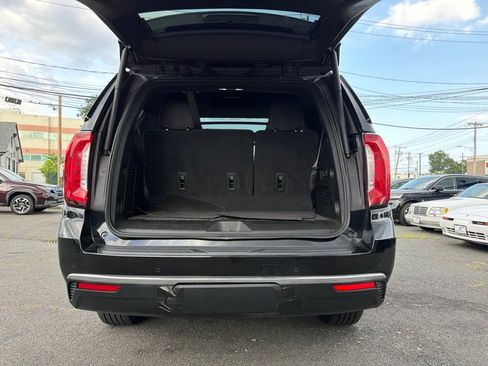 Used 2022 GMC Yukon SLT w/ SLT Premium Package AWD/4WD image 7