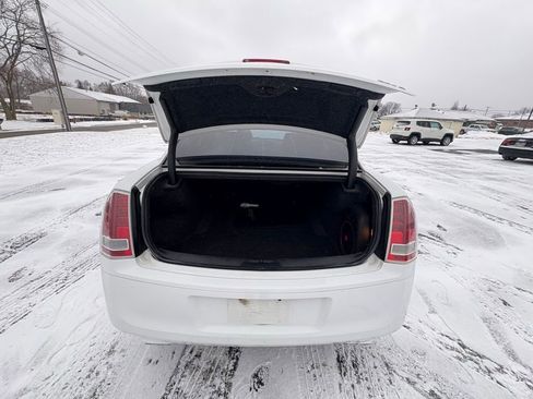 Used 2013 Chrysler 300 S image 22