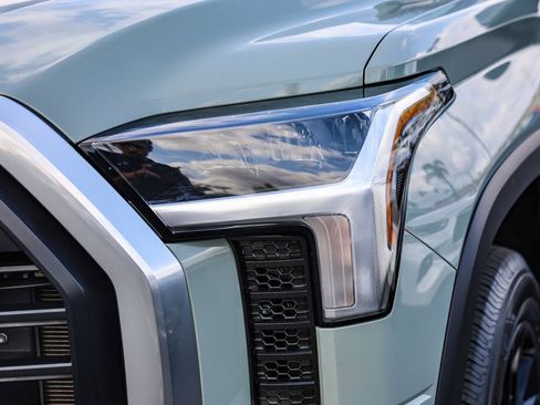 Used 2023 Toyota Tundra Limited w/ TRD Off-Road Package AWD/4WD image 22