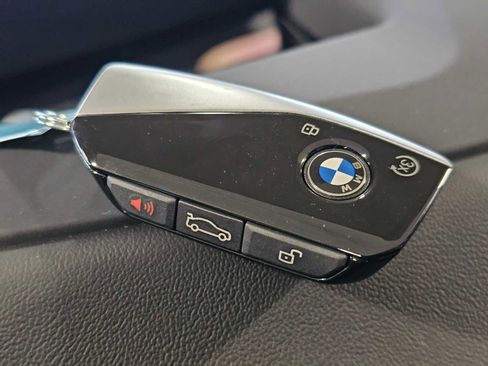 New 2026 BMW ALPINA XB7 AWD/4WD image 44