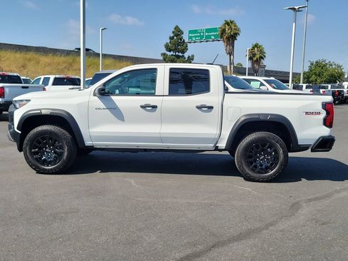 Used 2026 Chevrolet Colorado Trail Boss AWD/4WD image 29