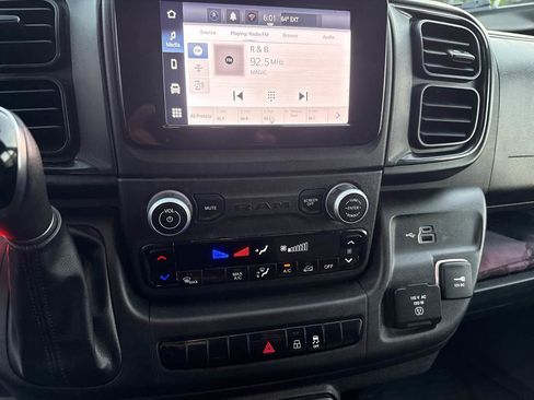 Used 2023 RAM ProMaster 2500 image 19