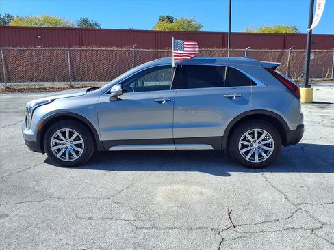 Used 2023 Cadillac XT4 Premium Luxury image 7