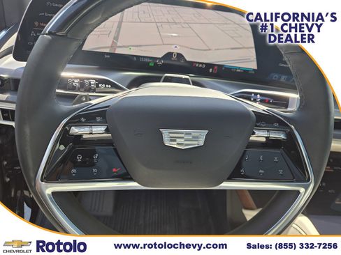 Used 2026 Cadillac Vistiq Sport AWD/4WD image 24