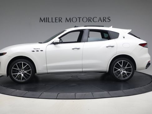 Certified 2022 Maserati Levante Modena image 2