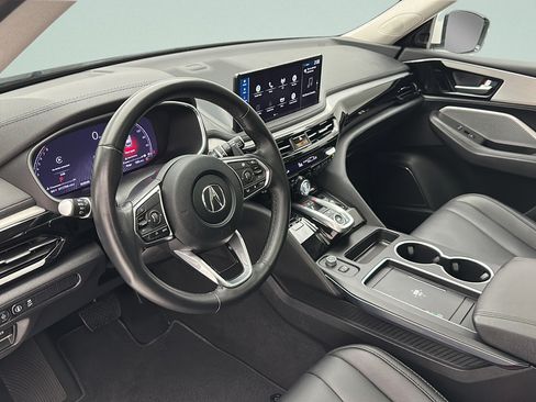 Used 2025 Acura MDX SH-AWD image 12