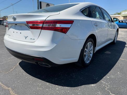 Used 2013 Toyota Avalon XLE Premium image 5