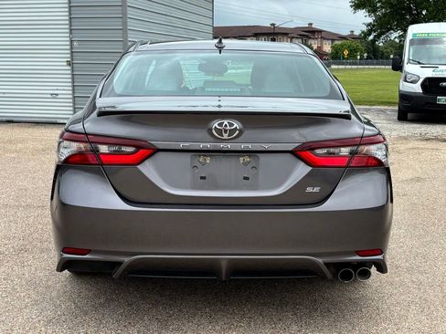 Used 2023 Toyota Camry SE w/ Convenience Package FWD image 5