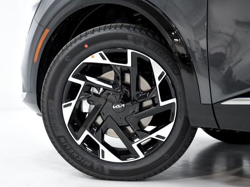 Certified 2024 Kia Sportage SX image 31