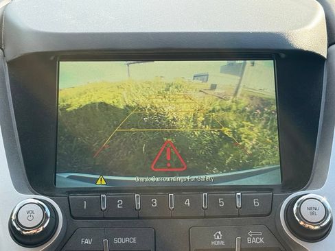 Used 2017 GMC Terrain SLT w/ Open Road Package AWD/4WD image 3