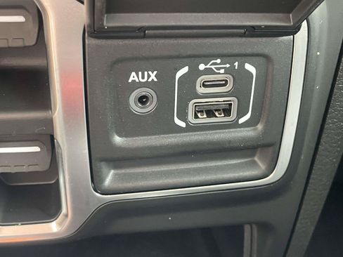 Used 2026 Jeep Wrangler Unlimited Sport AWD/4WD image 20