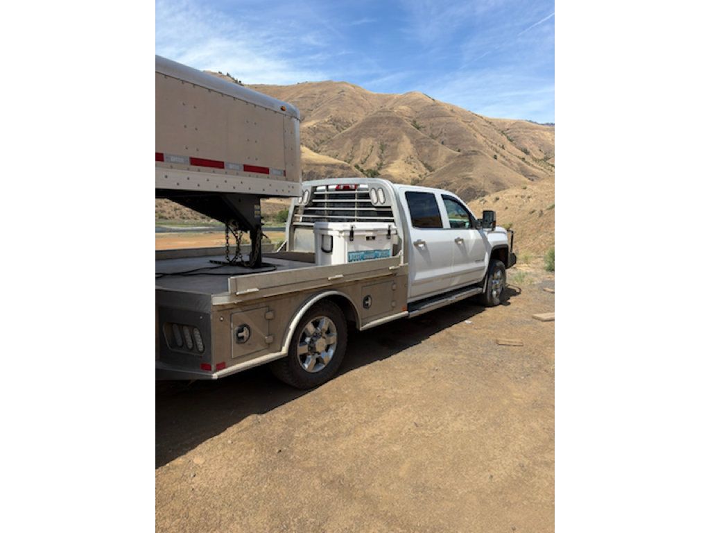 Used 2019 GMC Sierra 3500 SLT w/ Duramax Plus Package AWD/4WD image 3