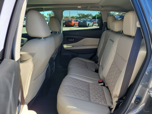 Used 2021 Nissan Murano Platinum w/ Cargo Package image 16