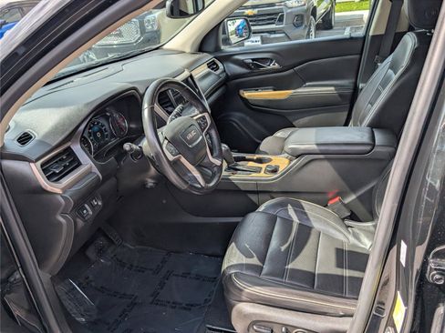 Used 2018 GMC Acadia Denali AWD/4WD image 16