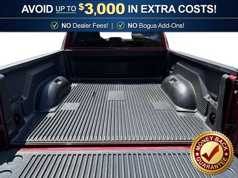 Used 2021 RAM 1500 Classic SLT AWD/4WD image 23