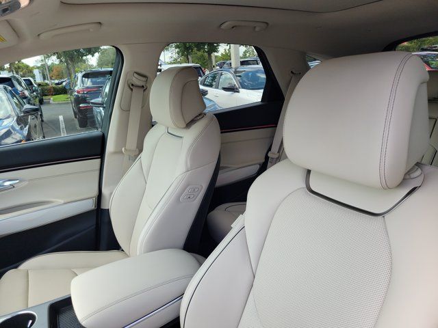 Used 2026 Genesis GV70 2.5T Advanced AWD/4WD image 22