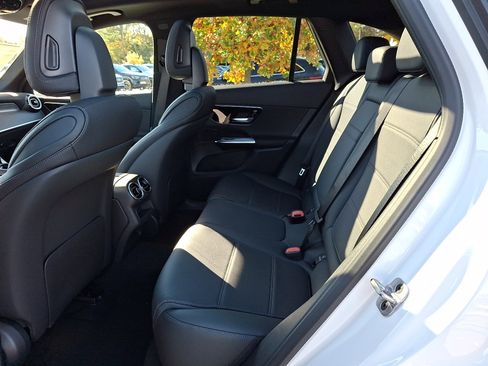 New 2026 Mercedes-Benz GLC 300 4MATIC image 6