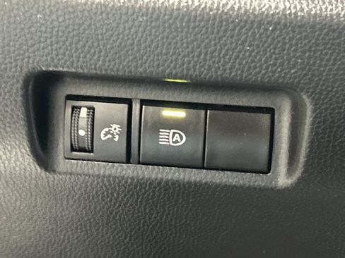 Used 2023 Toyota RAV4 LE FWD image 27