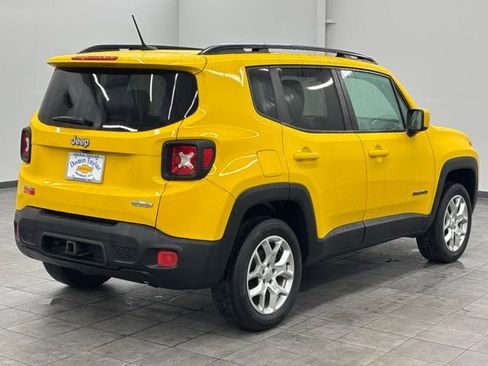 Used 2015 Jeep Renegade Latitude w/ Trailer Tow Group image 2