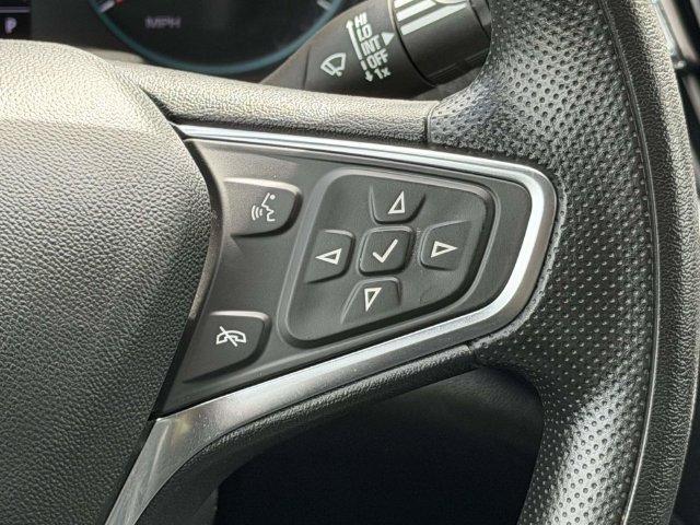 Used 2025 Chevrolet Malibu LT FWD image 22
