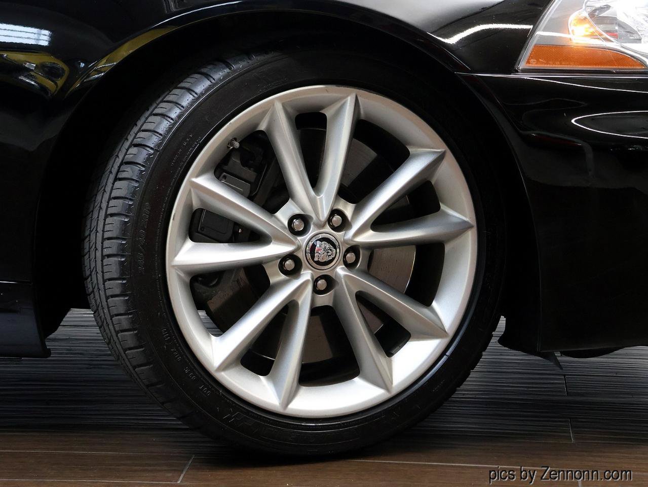 Used 2010 Jaguar XKR R RWD image 5