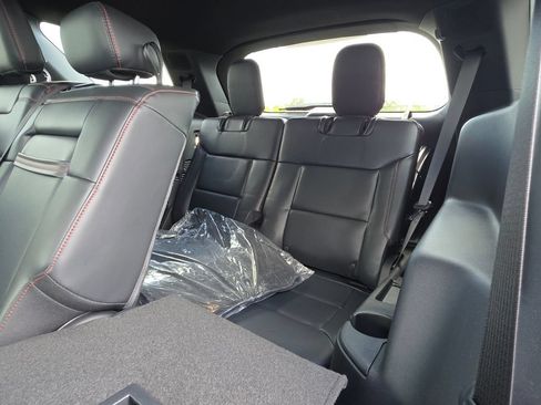 Used 2025 Ford Explorer ST-Line RWD image 22