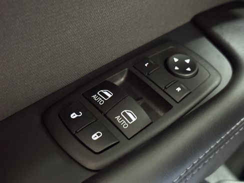 Used 2023 Dodge Challenger R/T Scat Pack image 27