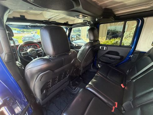 Used 2020 Jeep Wrangler Unlimited Rubicon AWD/4WD image 25