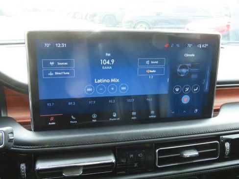 Certified 2022 Lincoln Nautilus Reserve w/ Luxury Package image 30