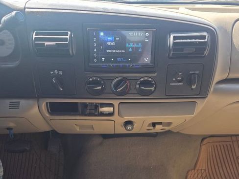 Used 2006 Ford F250 XLT AWD/4WD image 23