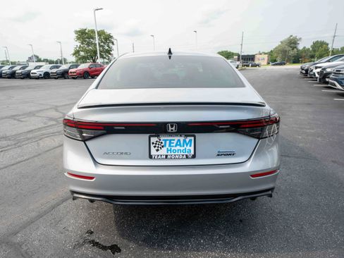 Used 2025 Honda Accord Sport image 5