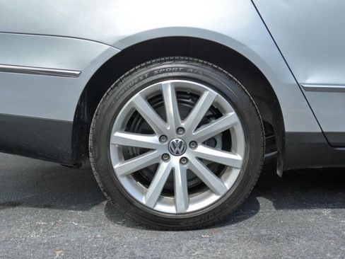 Used 2010 Volkswagen Passat Komfort image 36