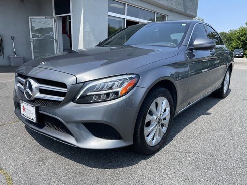 Used 2019 Mercedes-Benz C 300 4MATIC Sedan image 3