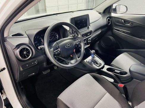 Used 2022 Hyundai Kona SE w/ Cargo Package image 20