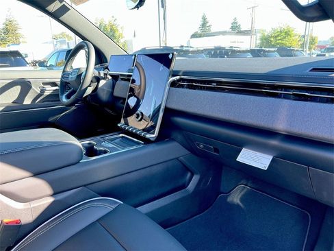 New 2026 GMC Sierra EV Elevation w/ Premium Package image 21