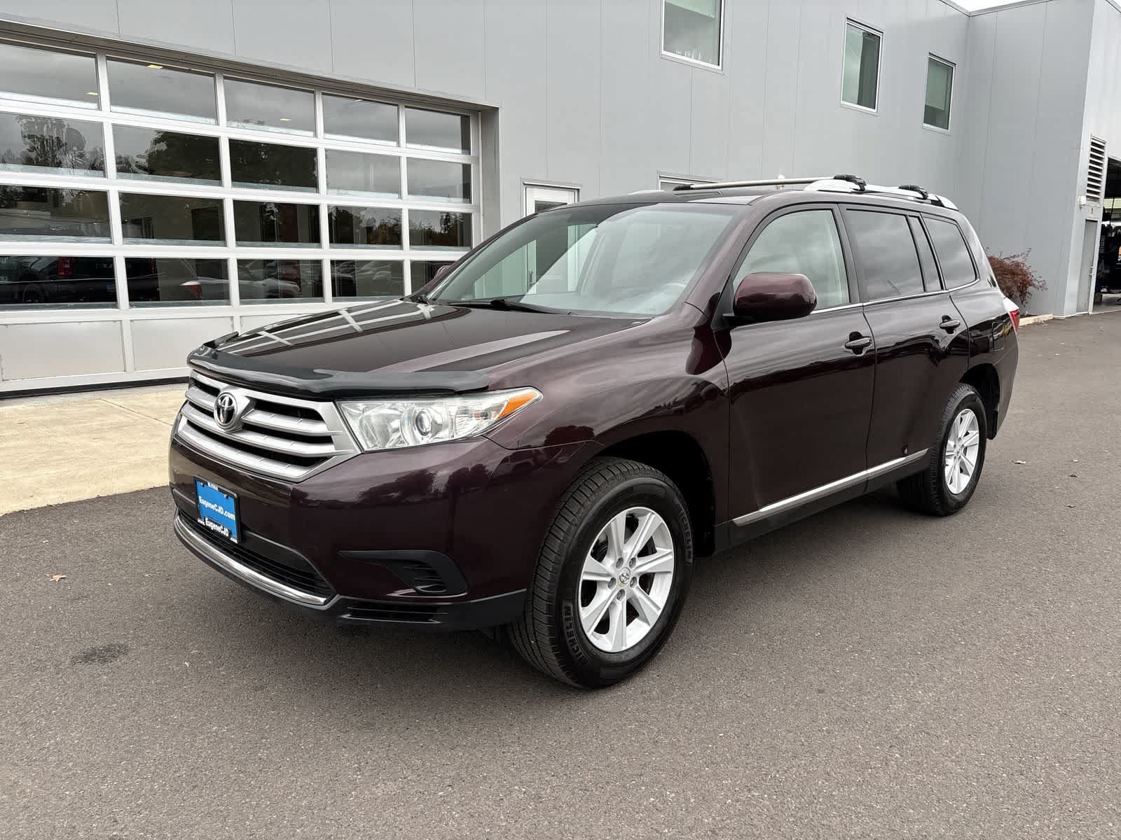Used 2013 Toyota Highlander 4WD w/ Cold Weather Pkg image 1