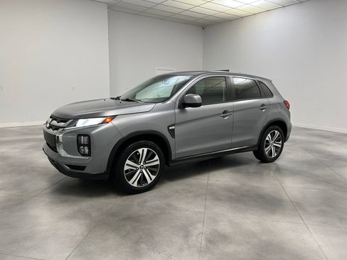 Used 2024 Mitsubishi Outlander Sport ES AWD/4WD image 4