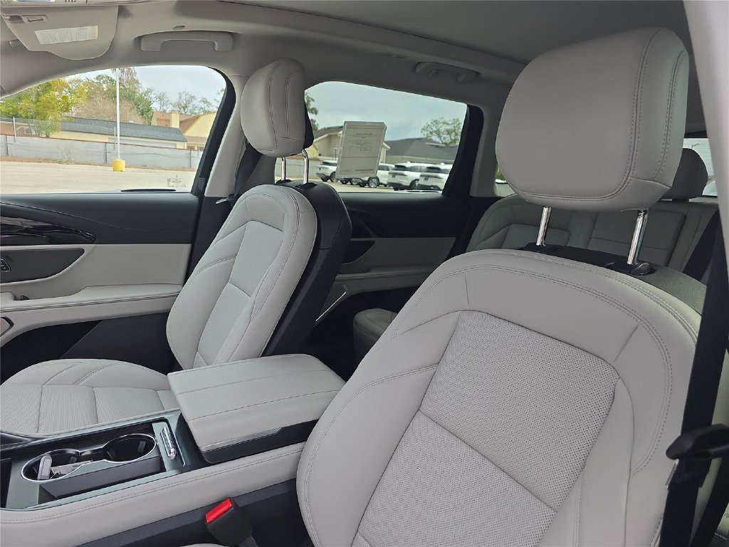 New 2026 Lincoln Nautilus Premier w/ Equipment Group 102A AWD/4WD image 13