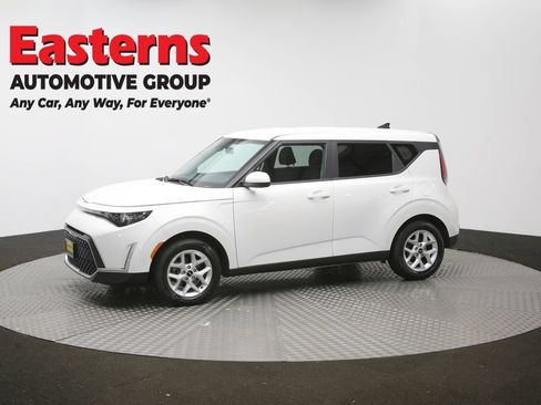 Used 2024 Kia Soul LX w/ Option Group 015 FWD image 55