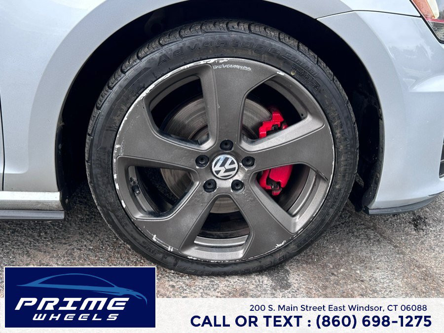 Used 2015 Volkswagen GTI SE w/ Lighting Package (SEL) FWD image 26