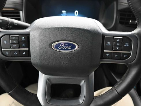 Used 2023 Ford F150 Lightning Lariat image 20