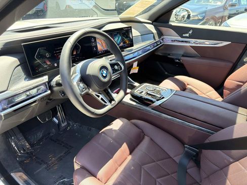 Used 2026 BMW 750e xDrive AWD/4WD image 16