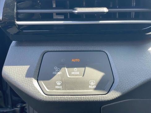 Certified 2023 Volkswagen ID.4 Pro S RWD image 18