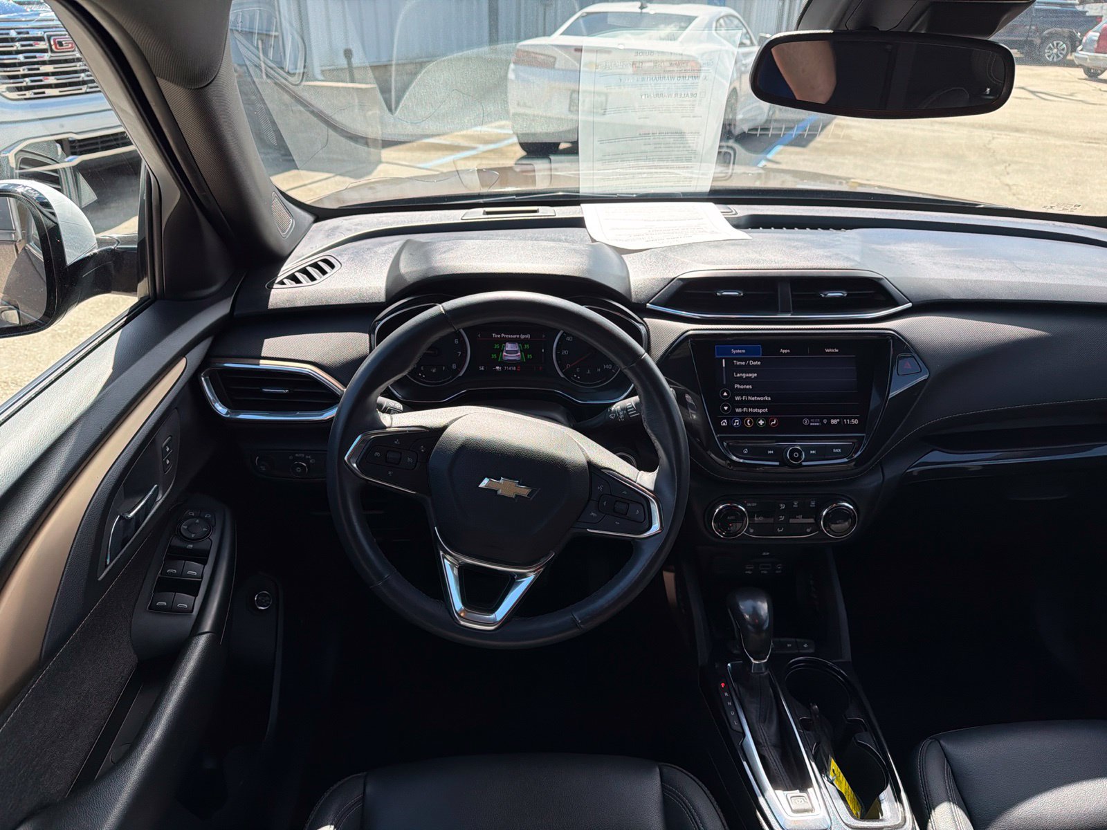Used 2021 Chevrolet TrailBlazer ACTIV w/ Sun and Liftgate Package FWD image 11
